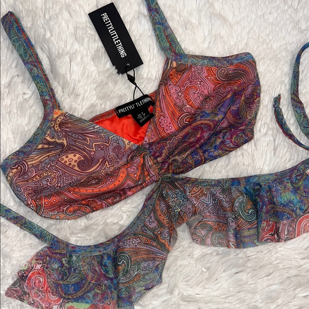 MULTI PATCHWORK PRINTED MESH FRILL WRAP DETAIL CROP TOP - Picture 3 of 3